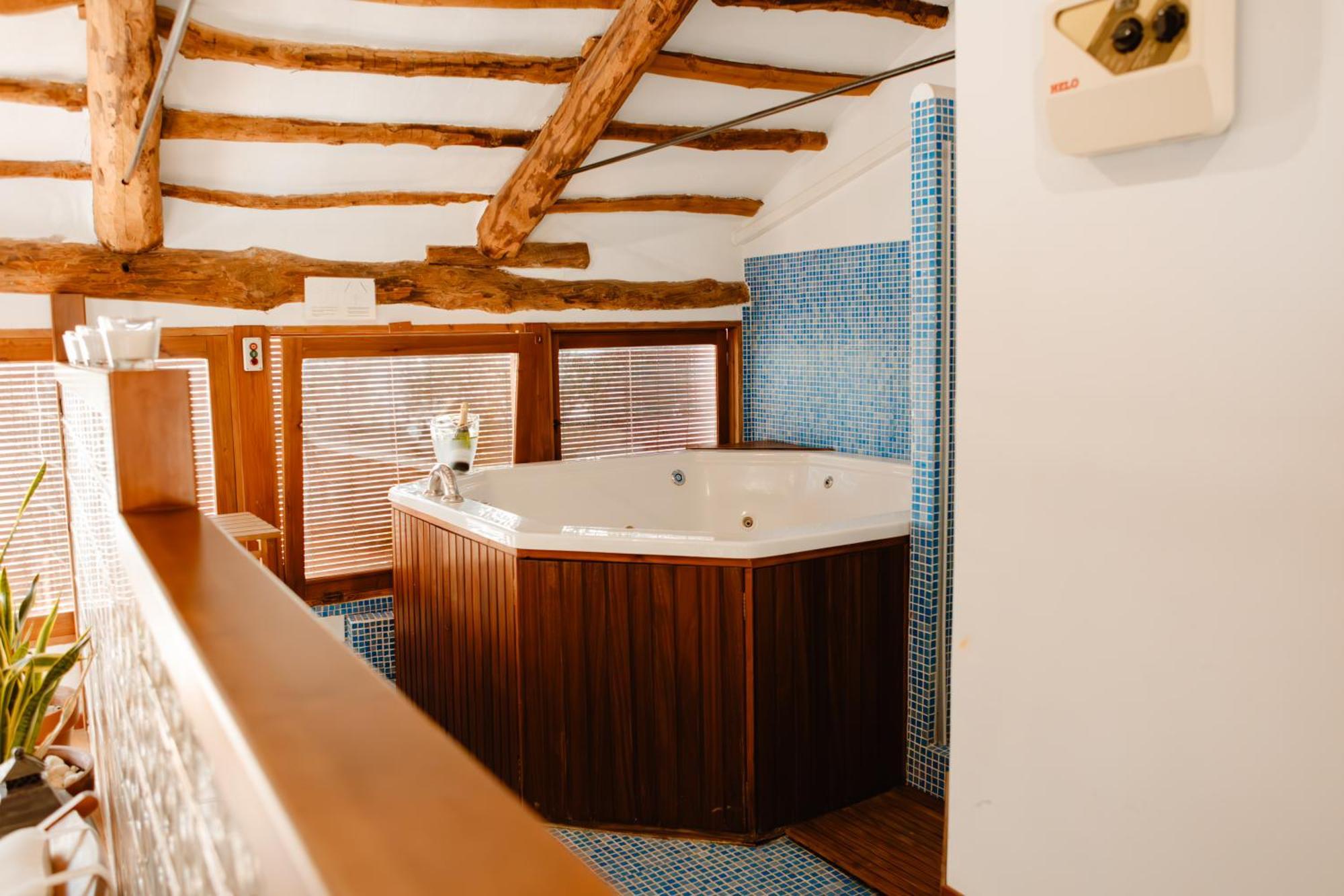 La Casona De Mahora Guest House Bagian luar foto